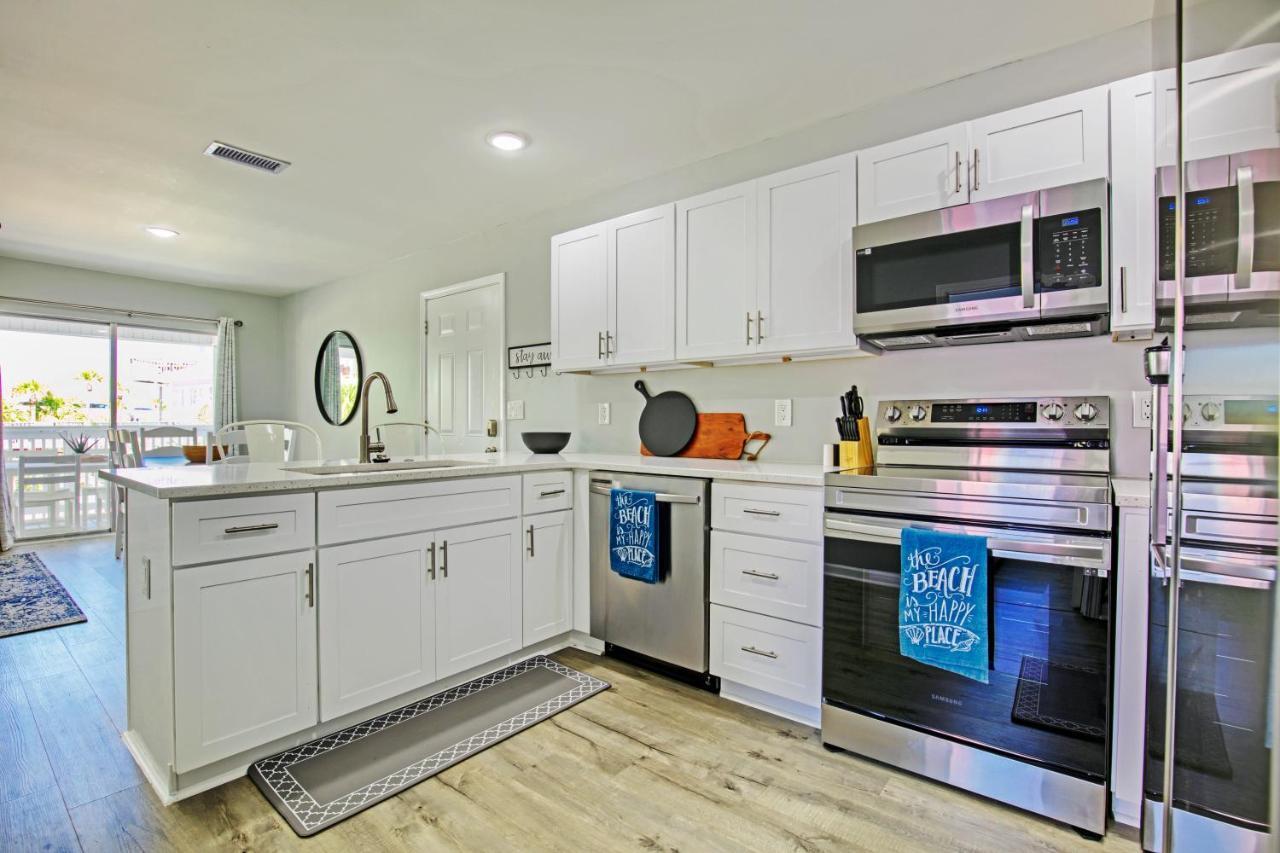 Sunrise Terrace - Pool, Beach Access, Rooftop Deck Holiday home *
