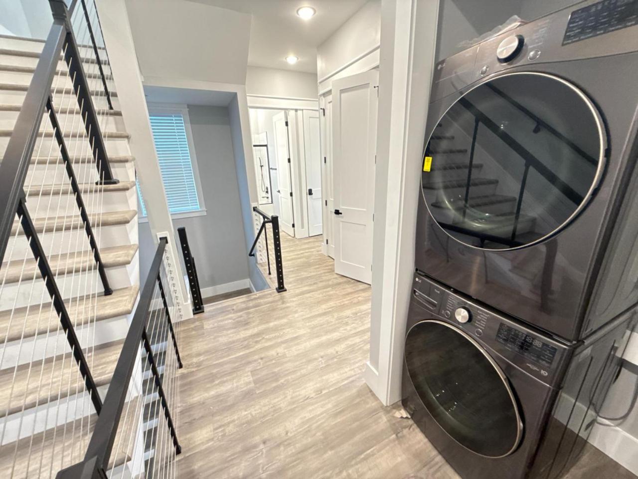 Sunrise Terrace - Pool, Beach Access, Rooftop Deck